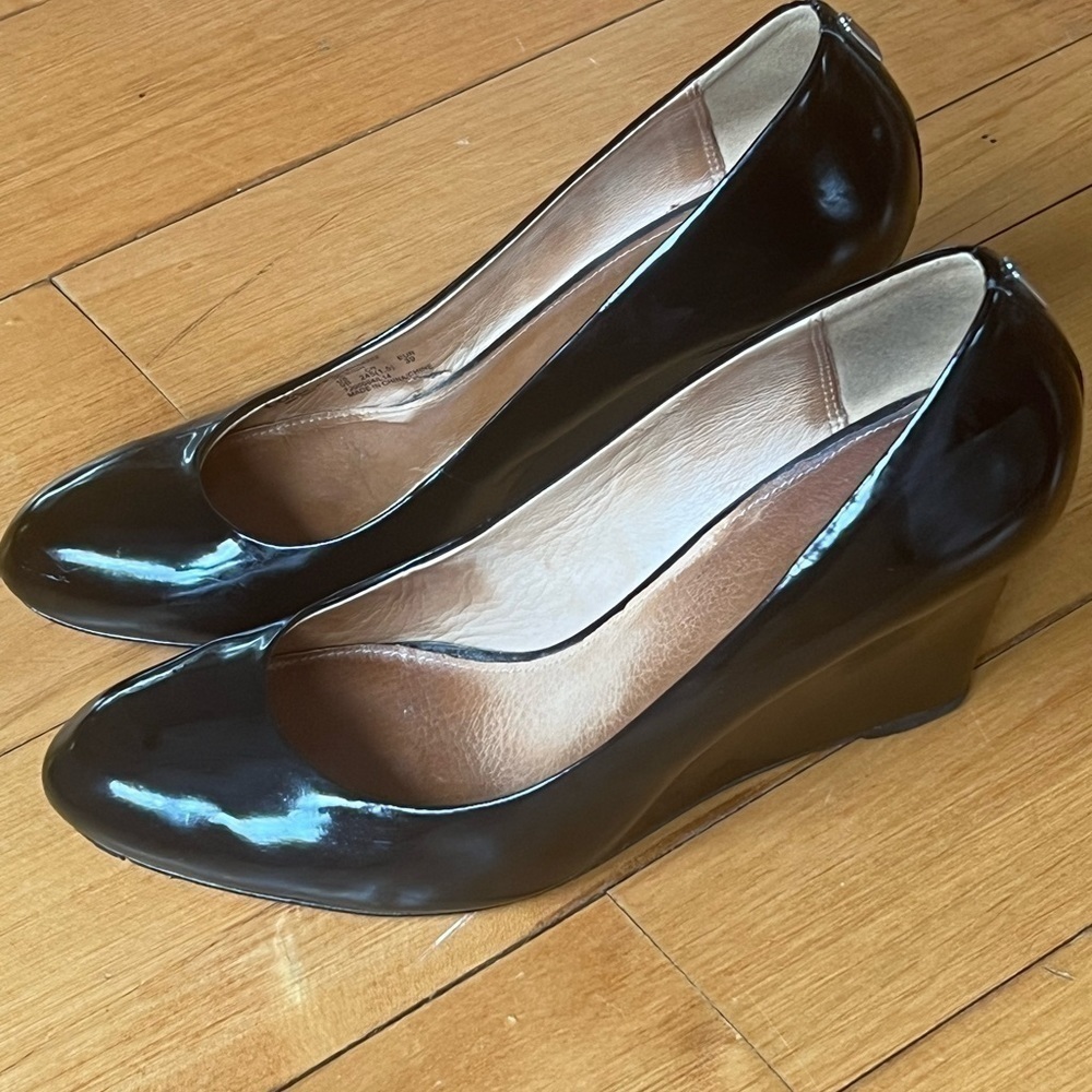 Coach Rileigh Patent Leather Wedge Heels Size 9 B
